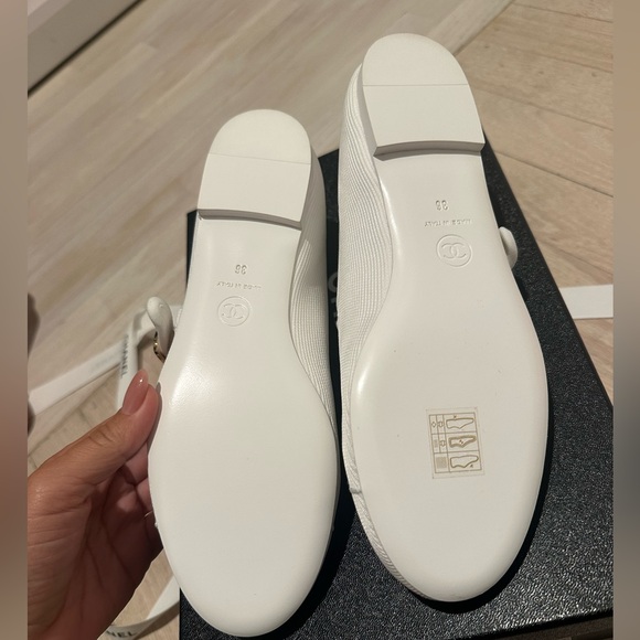 Chanel white cloth ballet flats cruise 2024. Size 36 - Picture 9 of 10